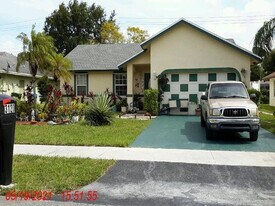 3120 NW 43rd Pl in Fort Lauderdale, FL - Building Photo
