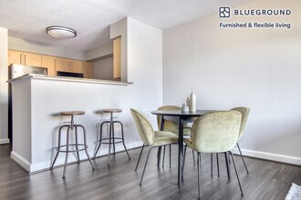 4835 Cordell Ave in Bethesda, MD - Building Photo - Building Photo