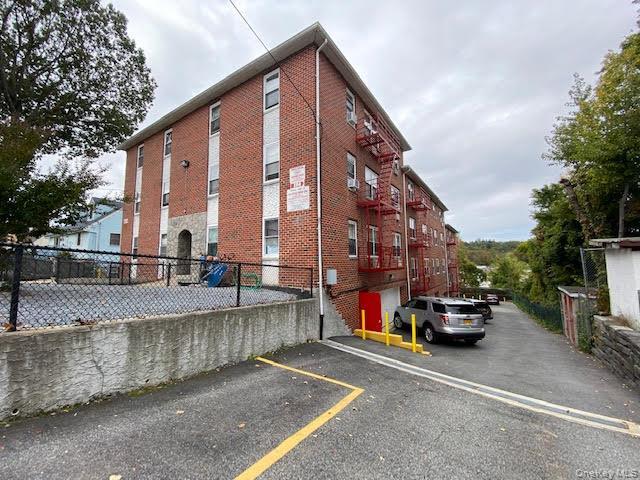 199 Hoover Rd in Yonkers, NY - Building Photo - Building Photo