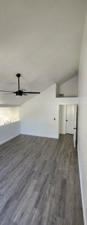 33 Pony Express Dr in Palm Coast, FL - Building Photo