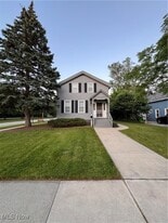 56 Beech St in Berea, OH - Building Photo