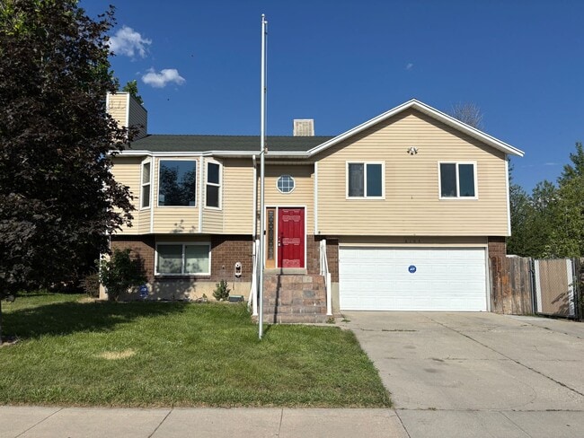 property at 6105 S Copper City Dr