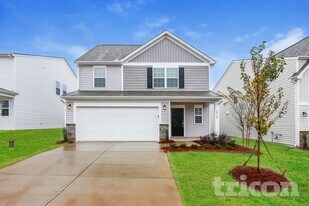 4018 Rustling Grass Trl in Inman, SC - Building Photo