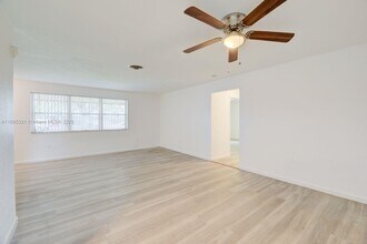 7720 NW 15th St in Pembroke Pines, FL - Building Photo - Building Photo