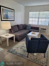 3226 NE 12th St in Pompano Beach, FL - Building Photo - Building Photo