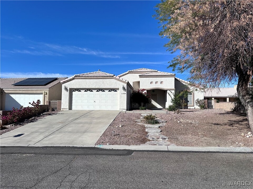 1959 E Sunset Dr in Fort Mohave, AZ - Building Photo