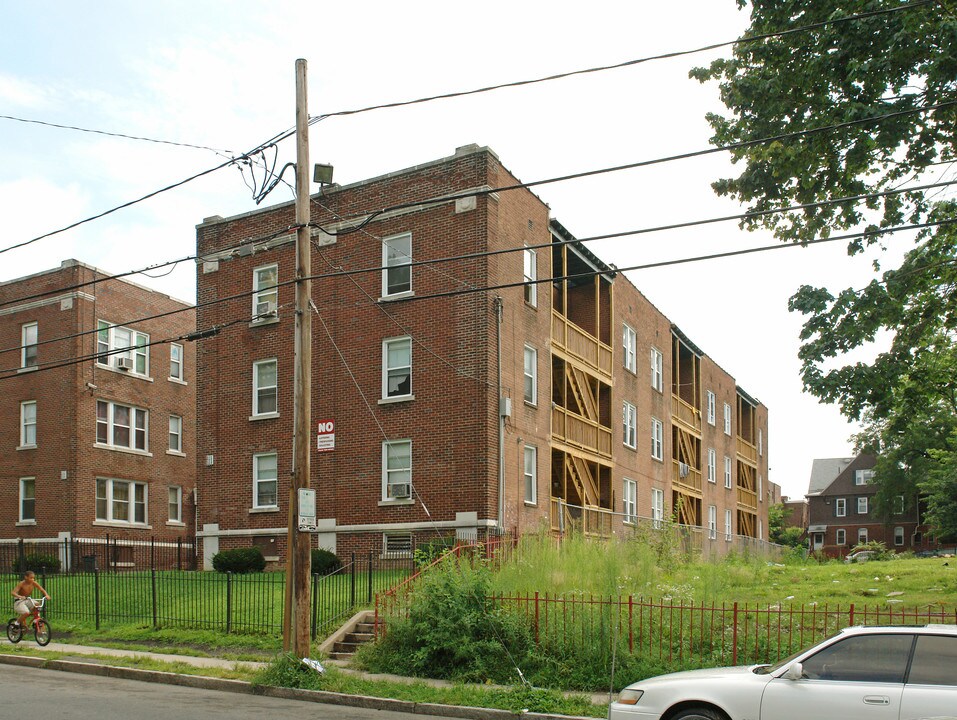 198-202 S Marshall St in Hartford, CT - Building Photo