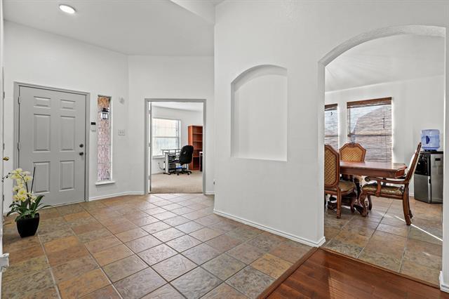 1901 Grand Fir Dr in Little Elm, TX - Foto de edificio - Building Photo