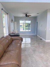 18511 NW 14th St in Pembroke Pines, FL - Building Photo - Building Photo