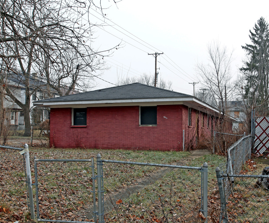 926 Windsor Ave in Dayton, OH - Building Photo