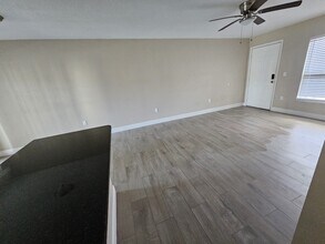 2800 E 113th Ave in Tampa, FL - Building Photo - Building Photo