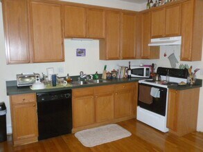1123 Grove Ave in Richmond, VA - Building Photo - Building Photo