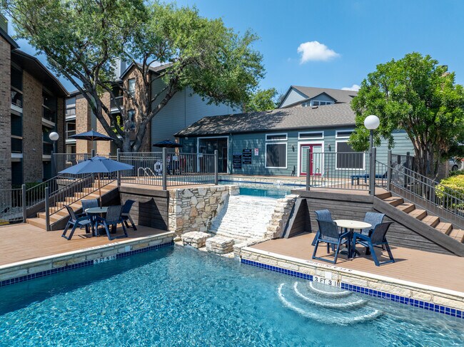 Silver Creek Apartments in Austin, TX - Building Photo - Building Photo