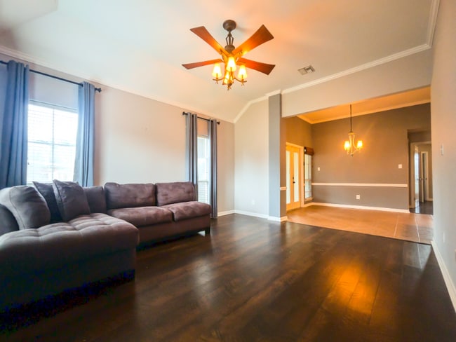 419 Rue Canard in Youngsville, LA - Building Photo - Building Photo