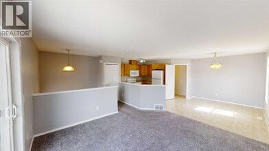 9804-9899 99 St in Wembley, AB - Building Photo - Building Photo