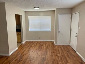 2112 L St in Antioch, CA - Building Photo - Building Photo