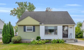 3711 Normandy Rd in Royal Oak, MI - Building Photo