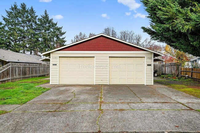 1920 S Alpine St in Cornelius, OR - Building Photo - Building Photo
