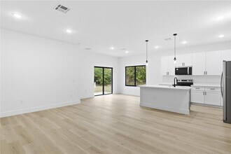 3537 Enid Ln in North Port, FL - Building Photo - Building Photo