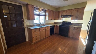 7 Eliza St in Providence, RI - Building Photo - Building Photo