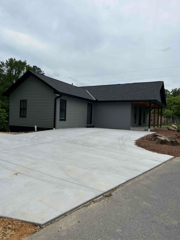 2855 Old Rome Rd in Dalton, GA - Building Photo - Building Photo