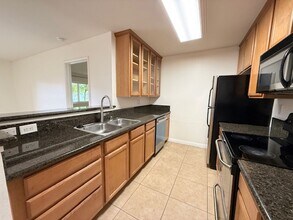 7120 Shoreline Dr in San Diego, CA - Building Photo - Building Photo