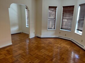 55 Bonn Pl in Weehawken, NJ - Building Photo - Building Photo