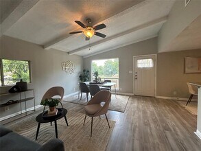 6505 Arnold Dr in Austin, TX - Building Photo - Building Photo