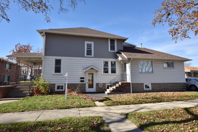 3375 S 98th St, Unit 3375A in Milwaukee, WI - Building Photo - Building Photo