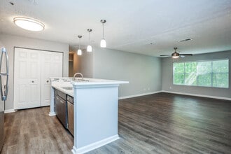 Decatur Flats in Decatur, GA - Building Photo - Interior Photo