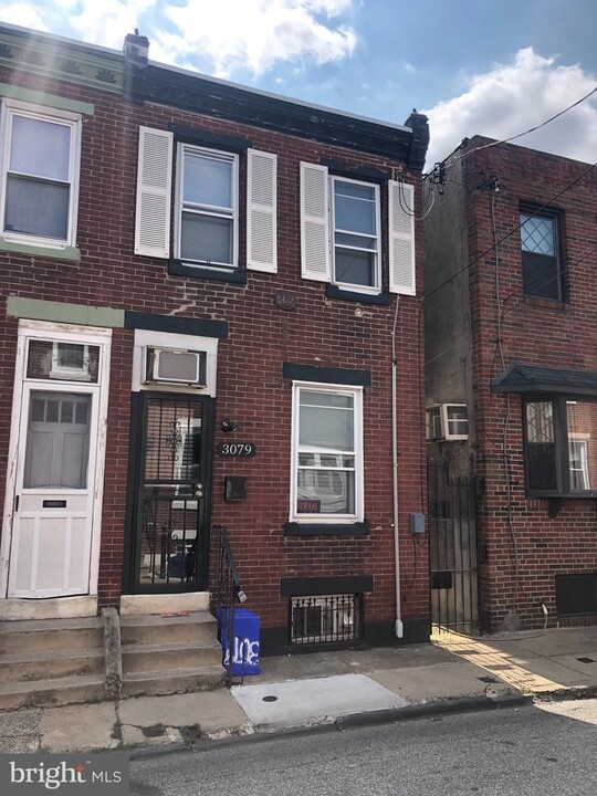 3079 Tilton St in Philadelphia, PA - Building Photo