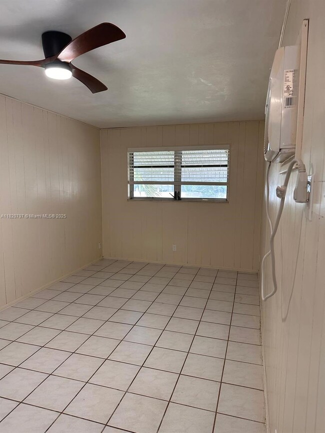 property at 1919 N 38th Ave