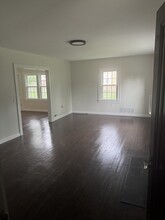 17107 Kenyon Rd in Shaker Heights, OH - Building Photo - Building Photo