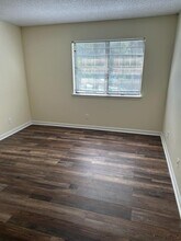 616 Barrington Hills Dr in Atlanta, GA - Building Photo - Building Photo