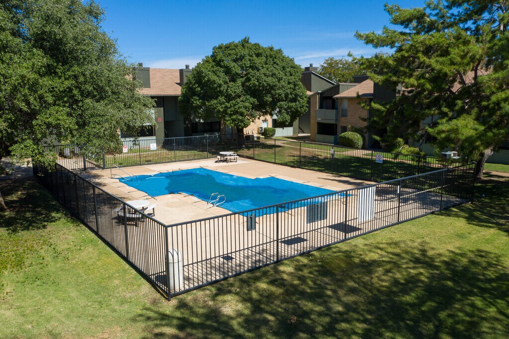 Omni Apartments in Lubbock, TX