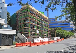 Riviera Condominiums in Walnut Creek, CA - Foto de edificio - Building Photo