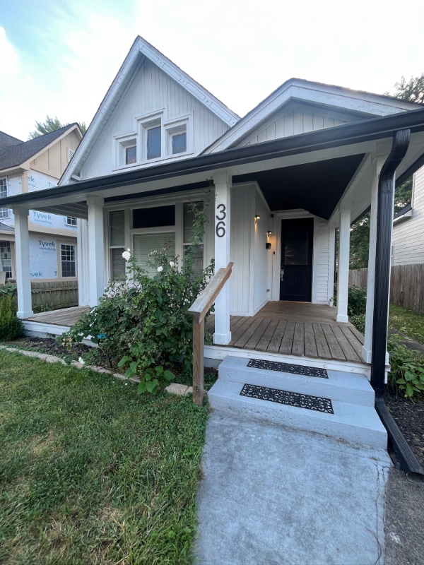 property at 36 S Dearborn St