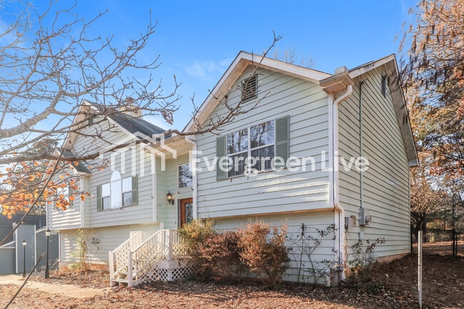 4204 Sterling Pointe Dr in Douglasville, GA - Building Photo - Building Photo