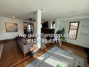 1741 Ashland Ave in St. Paul, MN - Building Photo - Building Photo