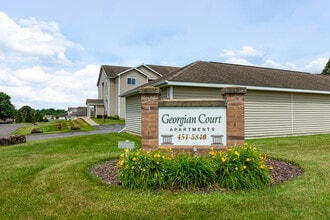 Georgian Court Apartments in Liverpool, NY - Building Photo - Building Photo