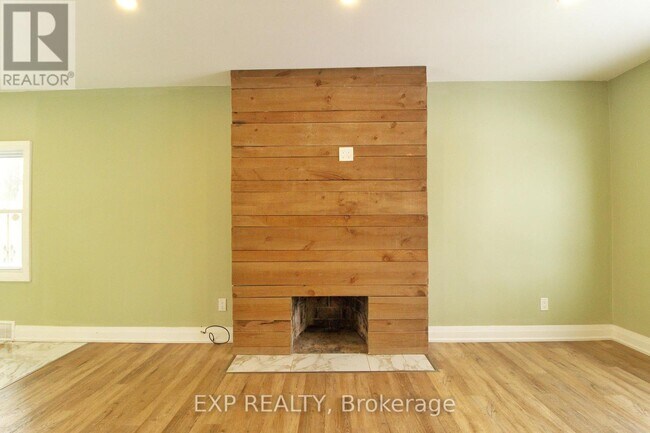 1243 Langmuir Ave in London, ON - Building Photo - Building Photo