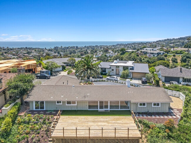 property at 1060 Palisair Pl