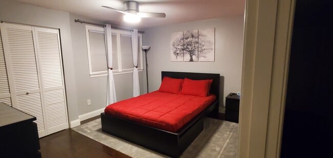 property at 8 Robert Rd