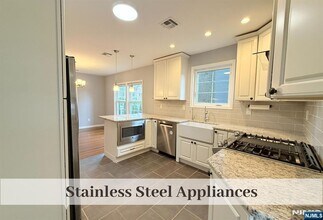 727 Ackerman Ave in Glen Rock, NJ - Building Photo - Building Photo
