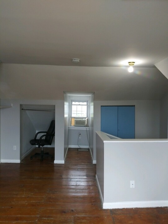 853 McHenry St in Baltimore, MD - Building Photo