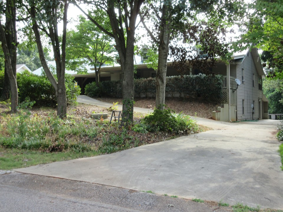 3653 Griffin Dr in Gainesville, GA - Foto de edificio