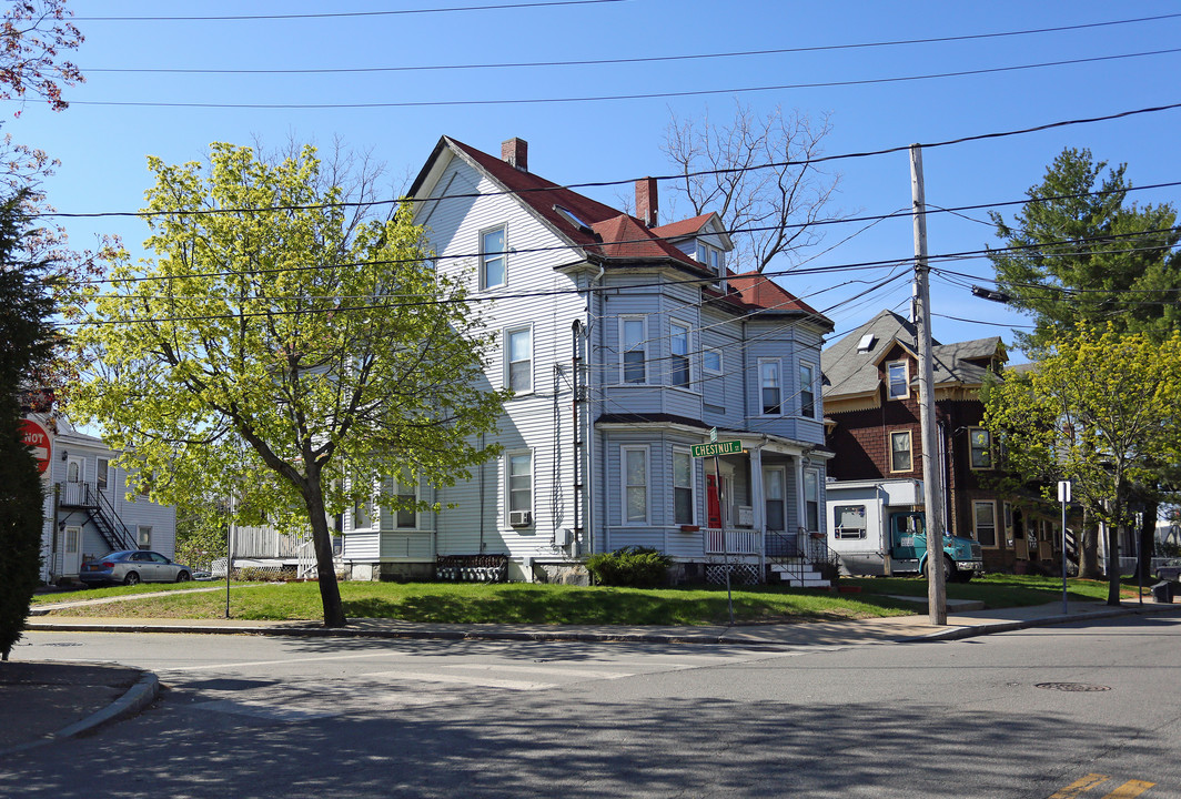 132 Crescent in Waltham, MA - Building Photo