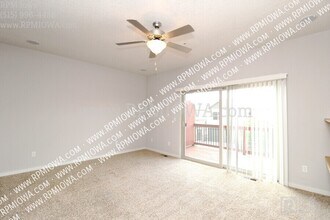 216 NE Chalet Ln in Ankeny, IA - Building Photo - Building Photo