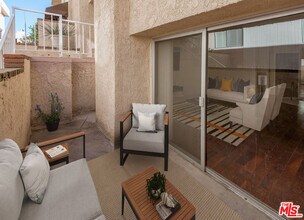 5139 Balboa Blvd in Los Angeles, CA - Building Photo - Building Photo