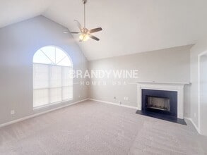 1570 Smithson Dr in Lithonia, GA - Foto de edificio - Building Photo